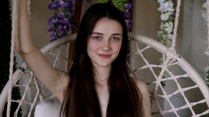 Skinny teen flashing in HD