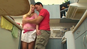 Dirty teen enjoys pussy fucking in HD