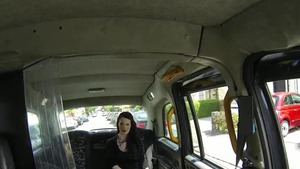 Large boobs emo penetration in a car