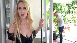 Real sex in company with super cute mature Alix Lynx