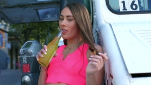 Chick MacKenzie Mace loves hard nailining HD