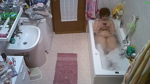 Big butt wife homemade masturbation in shower