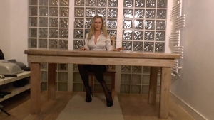 Busty secretary Sammi Tye finds irresistible the best sex HD