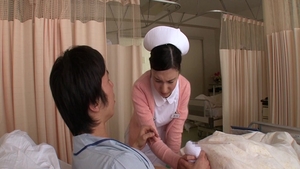 Petite Iori Kogawa threesome