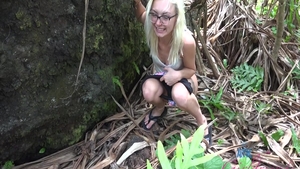 Passionate babe romantic pissing