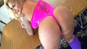 Very hot pornstar Ryan Conner plowed by Manuel Ferrara