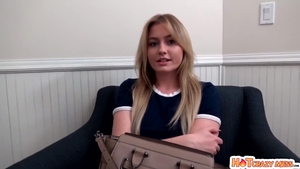 Teen POV got her pussy smashed at the casting