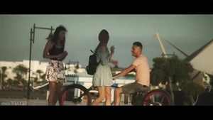 Alexis Crystal and Emylia Argan accompanied by Nick Ross
