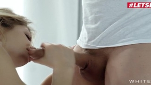 Hardcore sex along with gorgeous babe