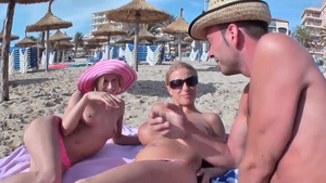 G and G: Shaved deutsch amateur double penetration outside