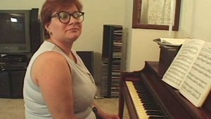 Fat cougar ass pounding