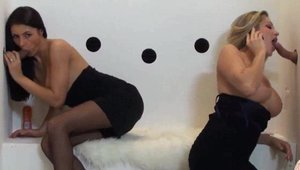 Club Vittoria Risi: Vittoria Risi sucking dick video