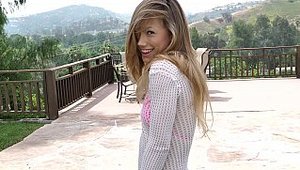 Lubed: Skinny teen Ivy Wolfe oil outdoors in HD